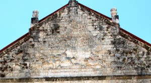 the church's facade depicting the Battle of Tetuan