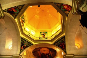 Dome with paintings of four evangelists on each corner