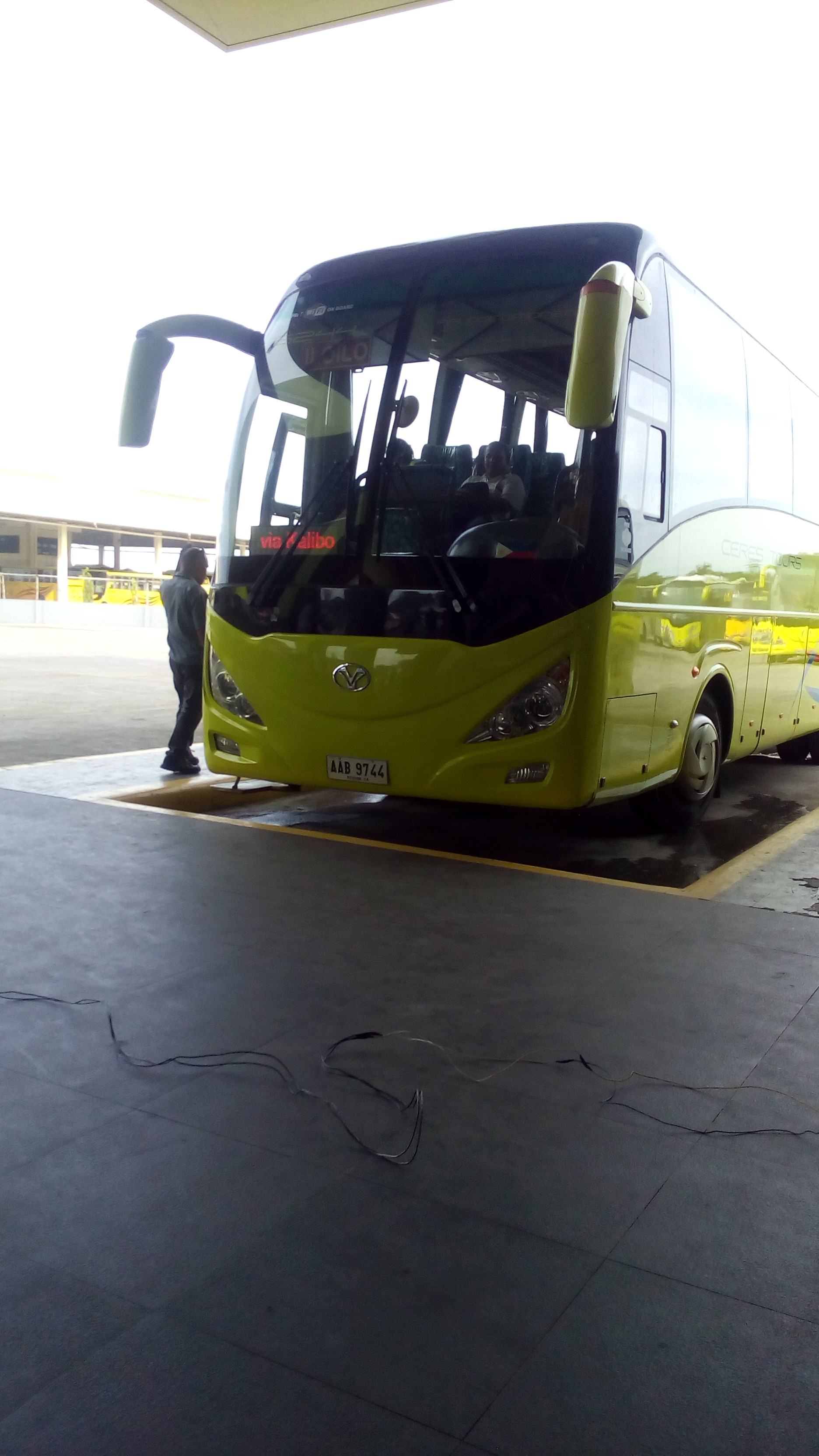 Taking the Bus from Iloilo to Boracay via Caticlan